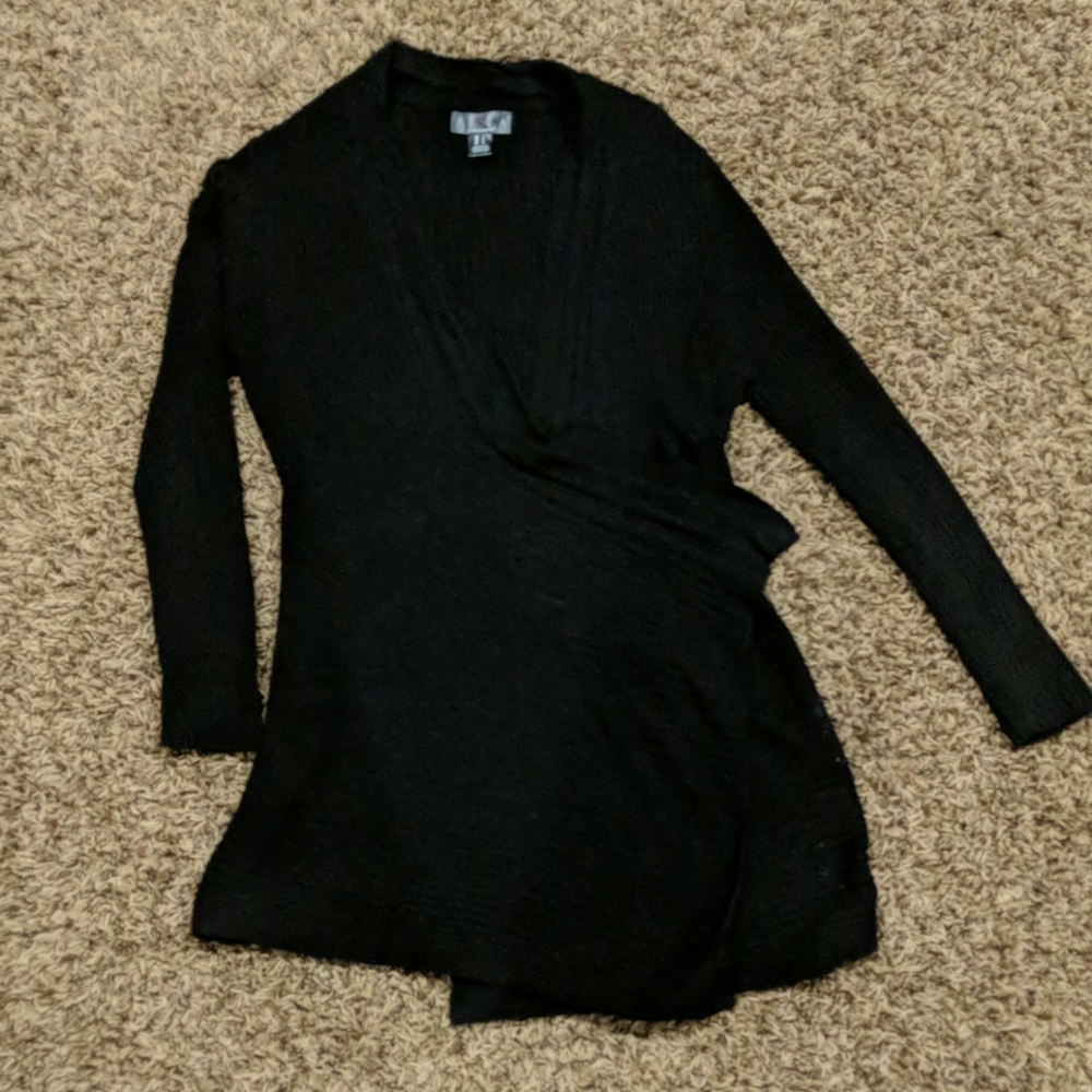 Black maternity sweater